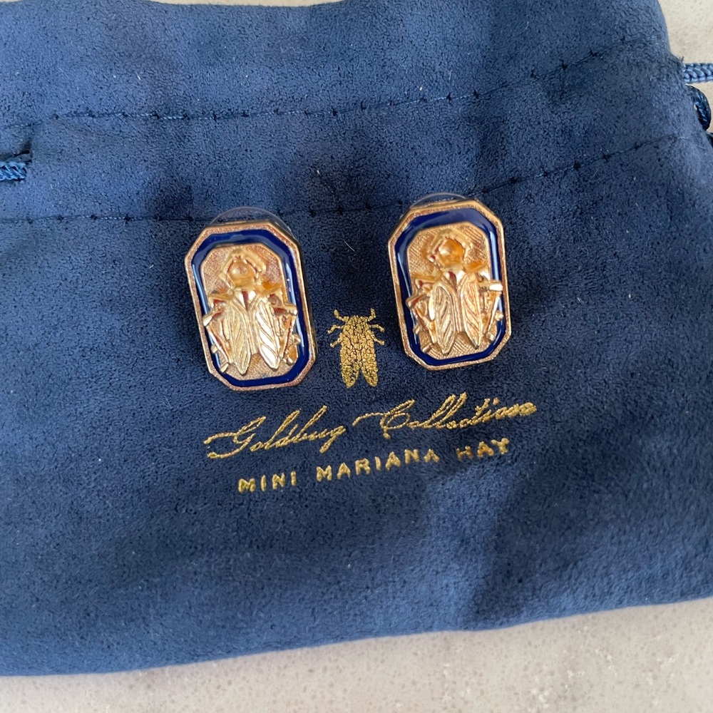 Goldbug Collection Crest Earrings